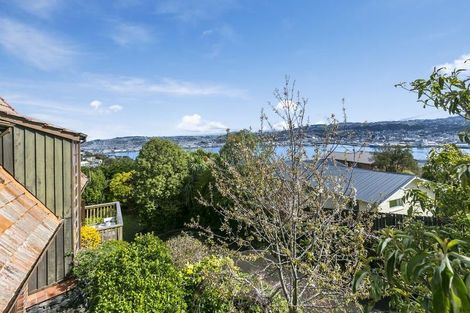 Photo of property in 32 Shandon Road, Vauxhall, Dunedin, 9013