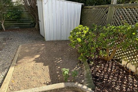 Photo of property in 14a Mexted Terrace, Tawa, Wellington, 5028