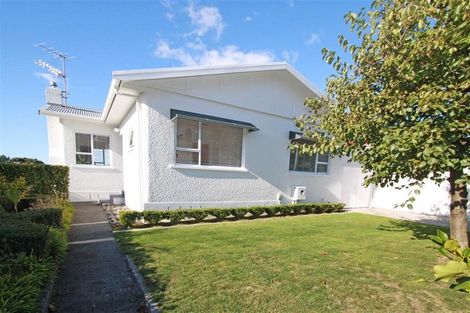 Photo of property in 81 Mangorei Road, Strandon, New Plymouth, 4312