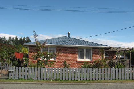 Photo of property in 30 High Street, Geraldine, 7930