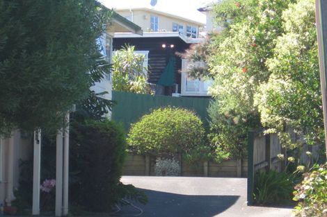 Photo of property in 2/459 Beach Road, Murrays Bay, Auckland, 0630