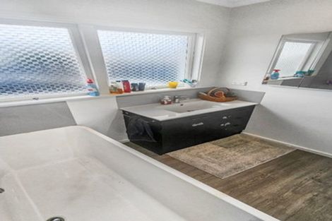 Photo of property in 33 Holyrood Street, Taradale, Napier, 4112