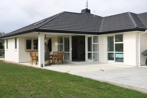 Photo of property in 55 Garth Road, Levin, 5571