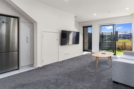 Photo of property in 2/137 View Road, Sunnyvale, Auckland, 0612