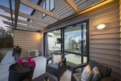 Photo of property in 2/82 Packe Street, Edgeware, Christchurch, 8013