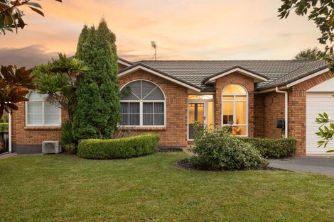 Photo of property in 7 Guernsey Place, Grandview Heights, Hamilton, 3200