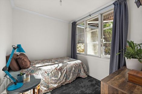 Photo of property in 17 Fitzroy Road, Bluff Hill, Napier, 4110