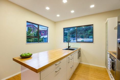 Photo of property in 53 Cluny Road, Plimmerton, Porirua, 5026