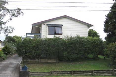 Photo of property in 2/11 Park Road, Glenfield, Auckland, 0629