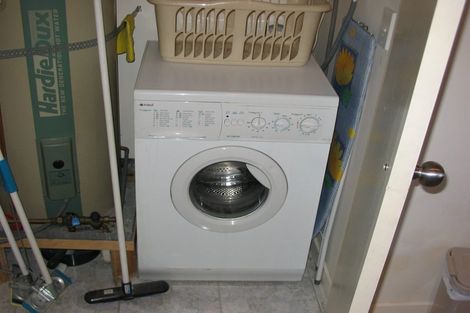 Photo of property in Terrace Tower Apartments, 8c/126 The Terrace, Wellington Central, Wellington, 6011