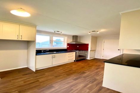 Photo of property in 3 Mary Crescent, Elderslea, Upper Hutt, 5018