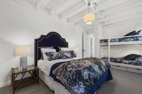 Photo of property in 9 Karahu Lane, Omaha, 0986