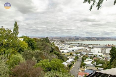 Photo of property in 33 Burns Road, Hospital Hill, Napier, 4110