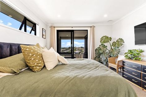 Photo of property in 17 Three Brothers Place, Warkworth, 0981