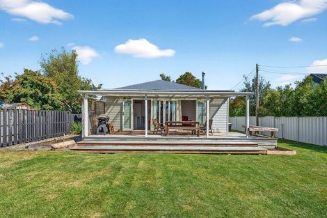 Photo of property in 51 Weld Street, Martinborough, 5711