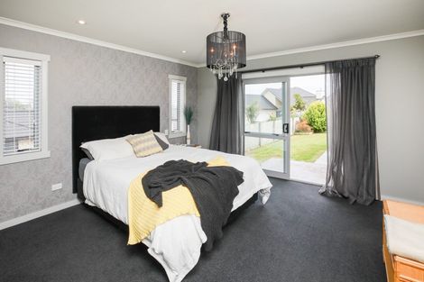 Photo of property in 13 Castleton Way, Flagstaff, Hamilton, 3210