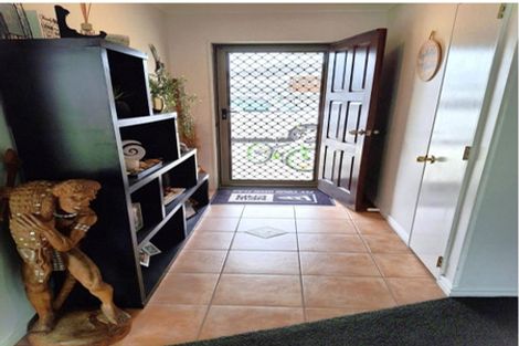 Photo of property in 32 Katerini Grove, Papamoa Beach, Papamoa, 3118