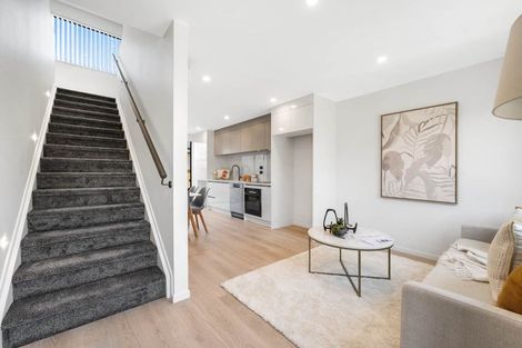 Photo of property in 25a Oteha Valley Road, Northcross, Auckland, 0632