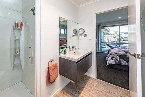 Photo of property in 55 Magnolia Crescent, Tawhero, Whanganui, 4501