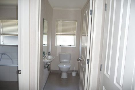 Photo of property in 6 Pennygale Close, Flat Bush, Auckland, 2016