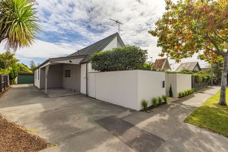Photo of property in 1/19 Trafalgar Street, St Albans, Christchurch, 8014