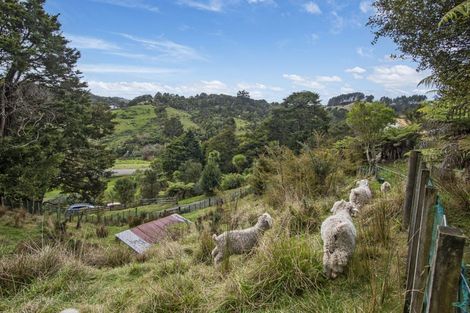 Photo of property in 54 Paparoa Station Road, Paparoa, 0571