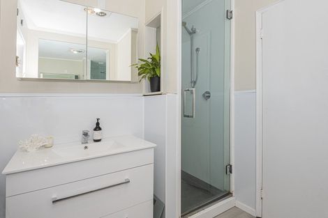 Photo of property in 51 Memorial Drive, Parahaki, Whangarei, 0112