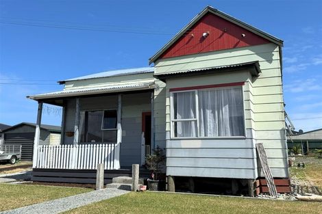 Photo of property in 72 Packers Quay, Blaketown, Greymouth, 7805