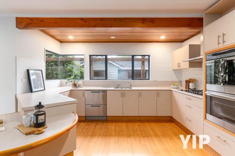 Photo of property in 10 Longmont Terrace, Churton Park, Wellington, 6037