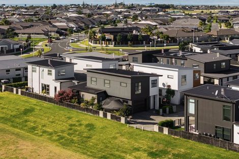 Photo of property in 6 Taniko Lane, Papamoa, 3118