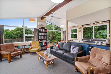 Photo of property in 32 Gillies Avenue, Taupo, 3330