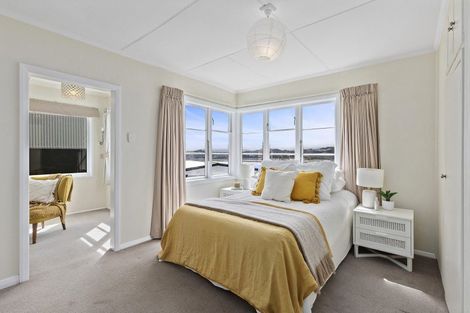 Photo of property in 93 View Road, Houghton Bay, Wellington, 6023