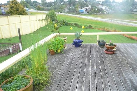 Photo of property in 3/12 Routley Drive, Glen Eden, Auckland, 0602