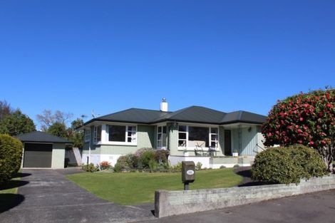 Photo of property in 18 Grant Street, Dannevirke, 4930