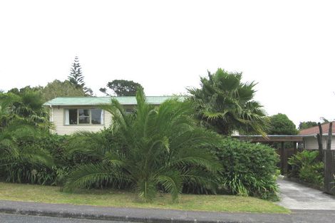 Photo of property in 54 Tramway Road, Beach Haven, Auckland, 0626