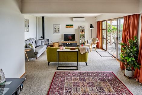 Photo of property in 259 Marine Parade, Eastbourne, Lower Hutt, 5013