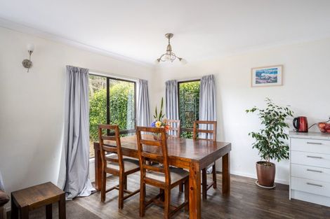 Photo of property in 17 Kipling Drive, Whalers Gate, New Plymouth, 4310