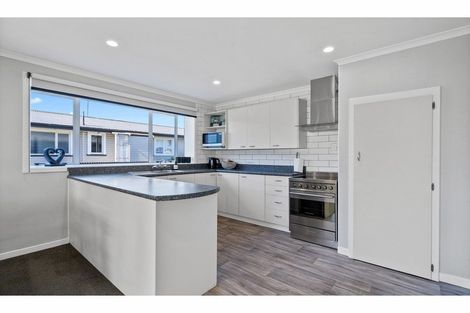 Photo of property in 12 Willis Street, Grasmere, Invercargill, 9810