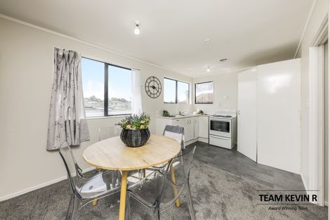 Photo of property in 2/9 Janese Place, Weymouth, Auckland, 2103
