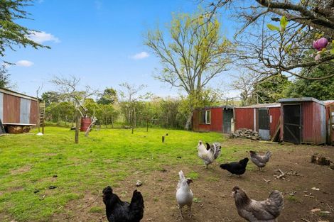 Photo of property in 111 Clifford Road, Eltham, 4322