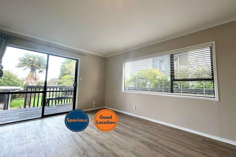 Photo of property in 17 Tomintoul Place, Highland Park, Auckland, 2010