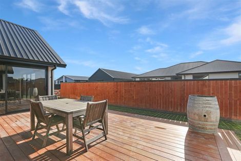 Photo of property in 5 Kelburn Place, Tinwald, Ashburton, 7700