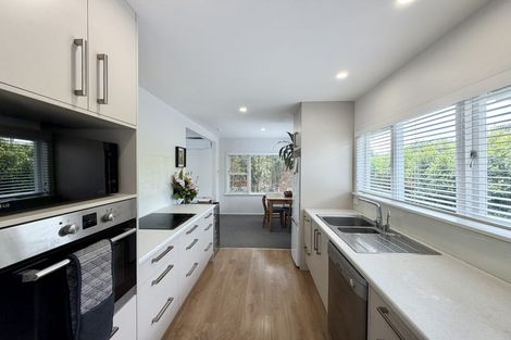 Photo of property in 3/85 Ocean View Road, Hillcrest, Auckland, 0627