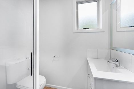 Photo of property in 40 Camberwell Place, Avonhead, Christchurch, 8042