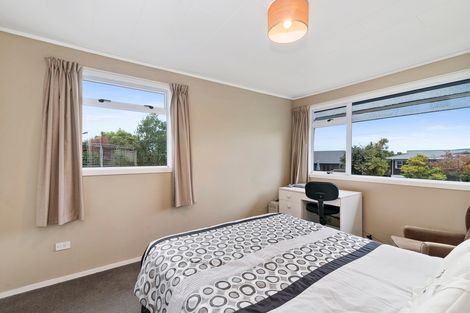 Photo of property in 32 Gillies Avenue, Taupo, 3330
