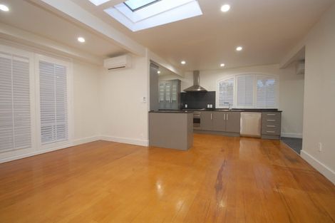 Photo of property in 2/13 Castor Bay Road, Castor Bay, Auckland, 0620