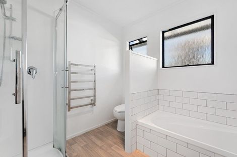 Photo of property in 102a Eversham Road, Mount Maunganui, 3116