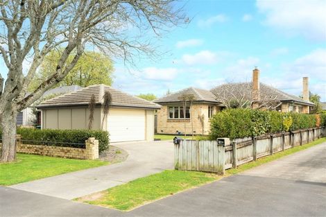 Photo of property in 18 Bolmuir Road, Forest Lake, Hamilton, 3200