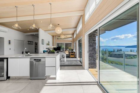 Photo of property in 12 Kittyhawk Drive, Kinloch, Taupo, 3377