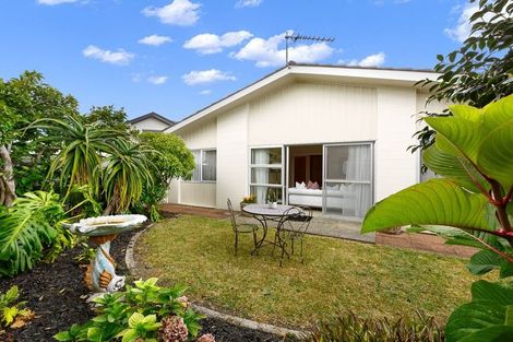 Photo of property in 5/116a Mokoia Road, Chatswood, Auckland, 0626